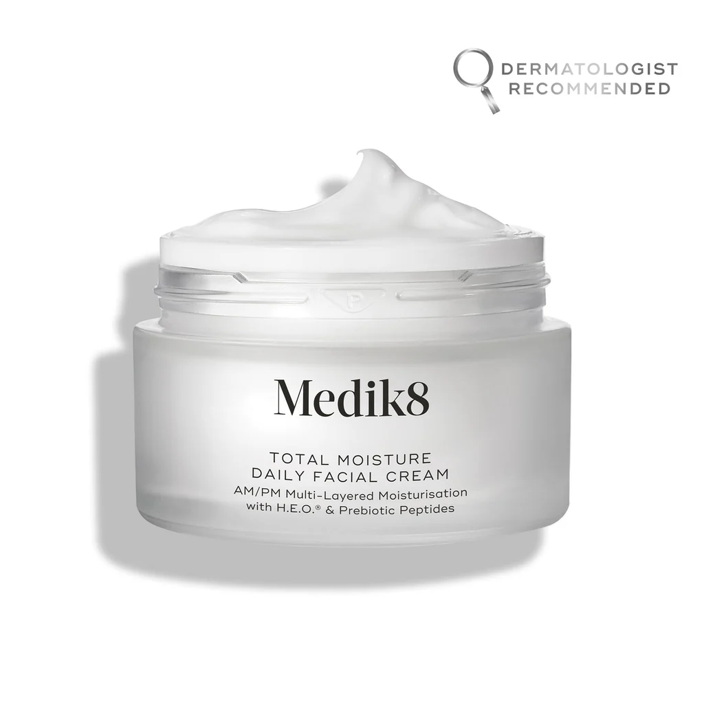 MEDIK8 TOTAL MOISTURE DAILY FACIAL CREAM – KREM DO TWARZY Z TECHNOLOGIĄ NAWILŻENIA H.E.O 50 ML